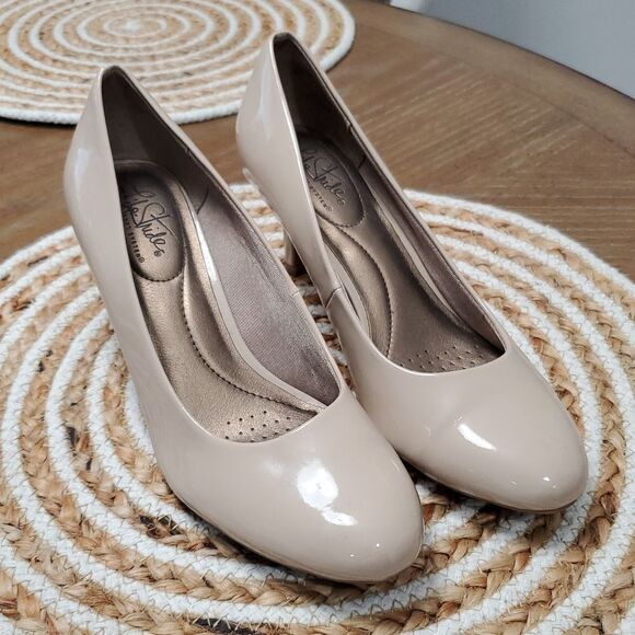 Life Stride Parigi Pump, Taupe, Women’s Size 8 - Picture 1 of 7